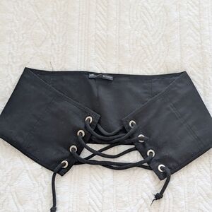 Zara Black Lace-Up Women's Corset